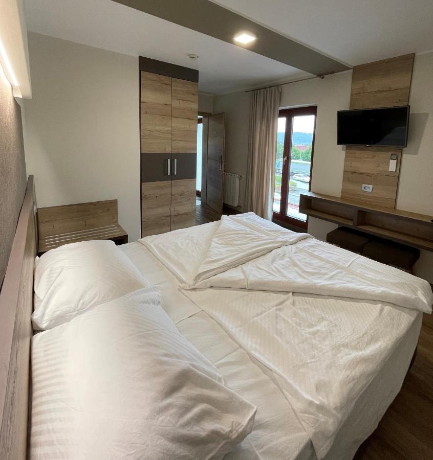 Hotel Roskar Птуй Экстерьер фото
