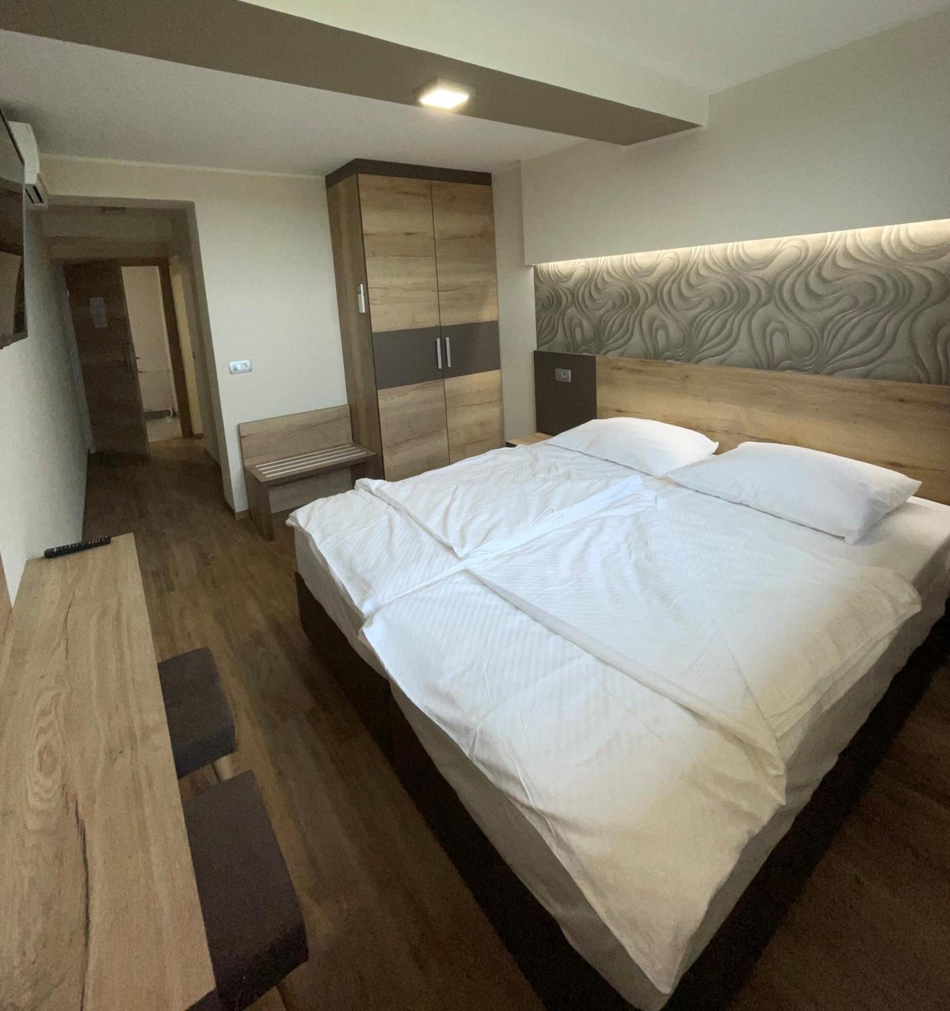Hotel Roskar Птуй Экстерьер фото
